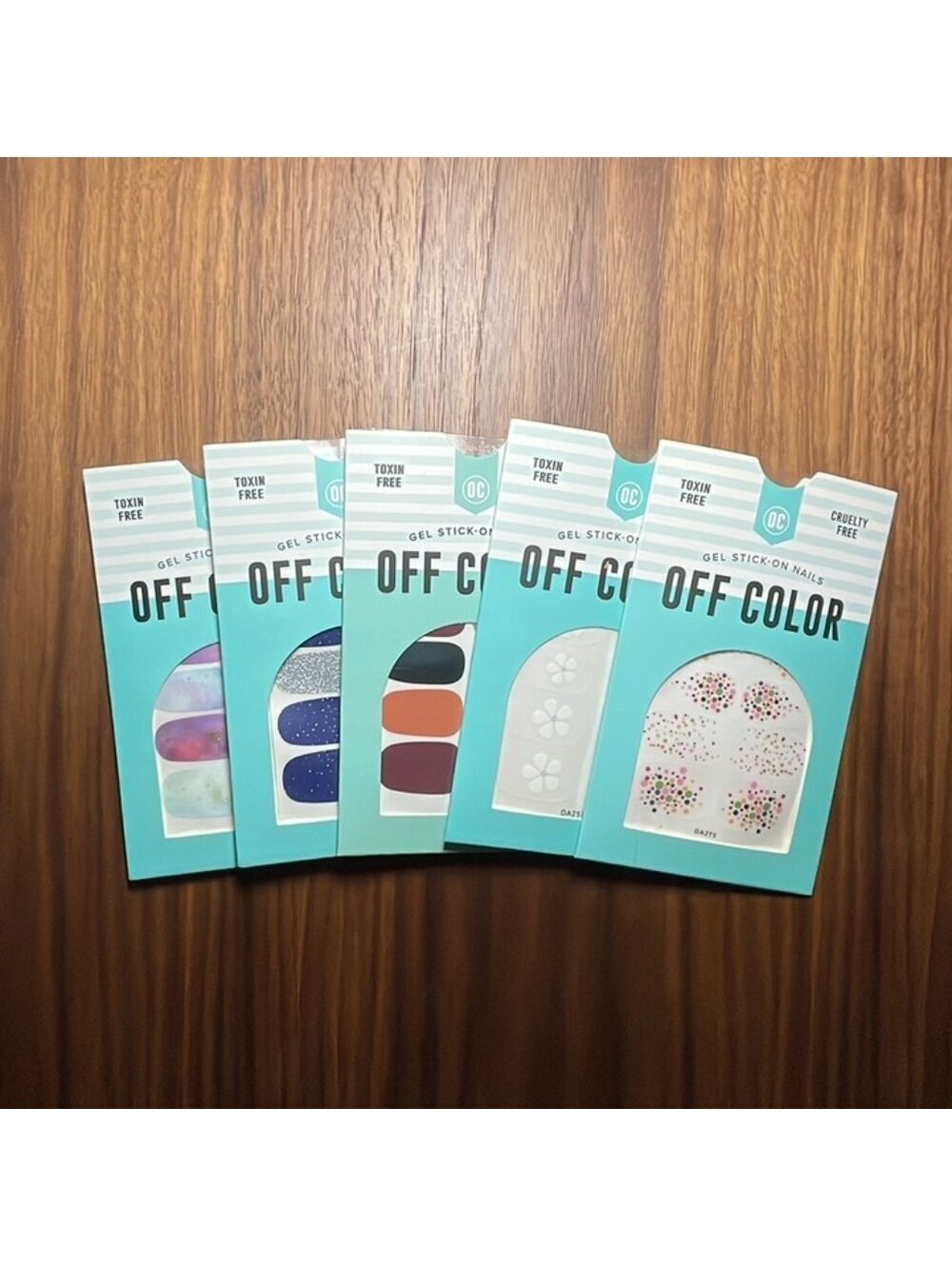 Gel Stick On Nails - Set of 5
